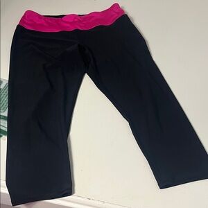 Traction NY Apparel XL Elastic Waist Pull On Black Pink Athletic Capri Leggings